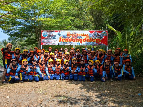 Pramuka MA Salafiyah Gelar River Tubing